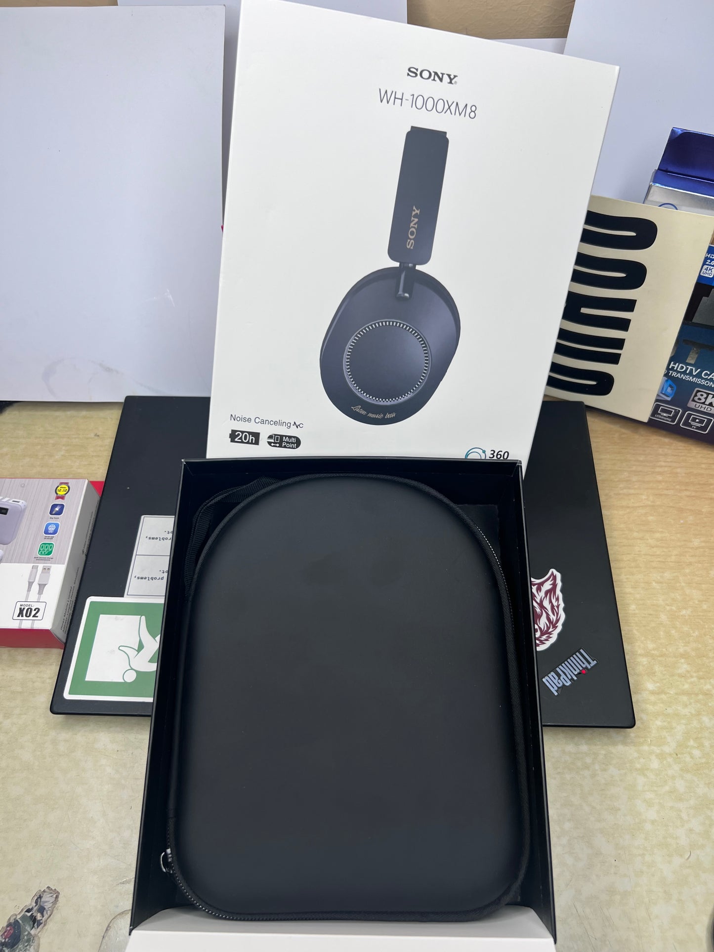 Sony WH-1000X M8